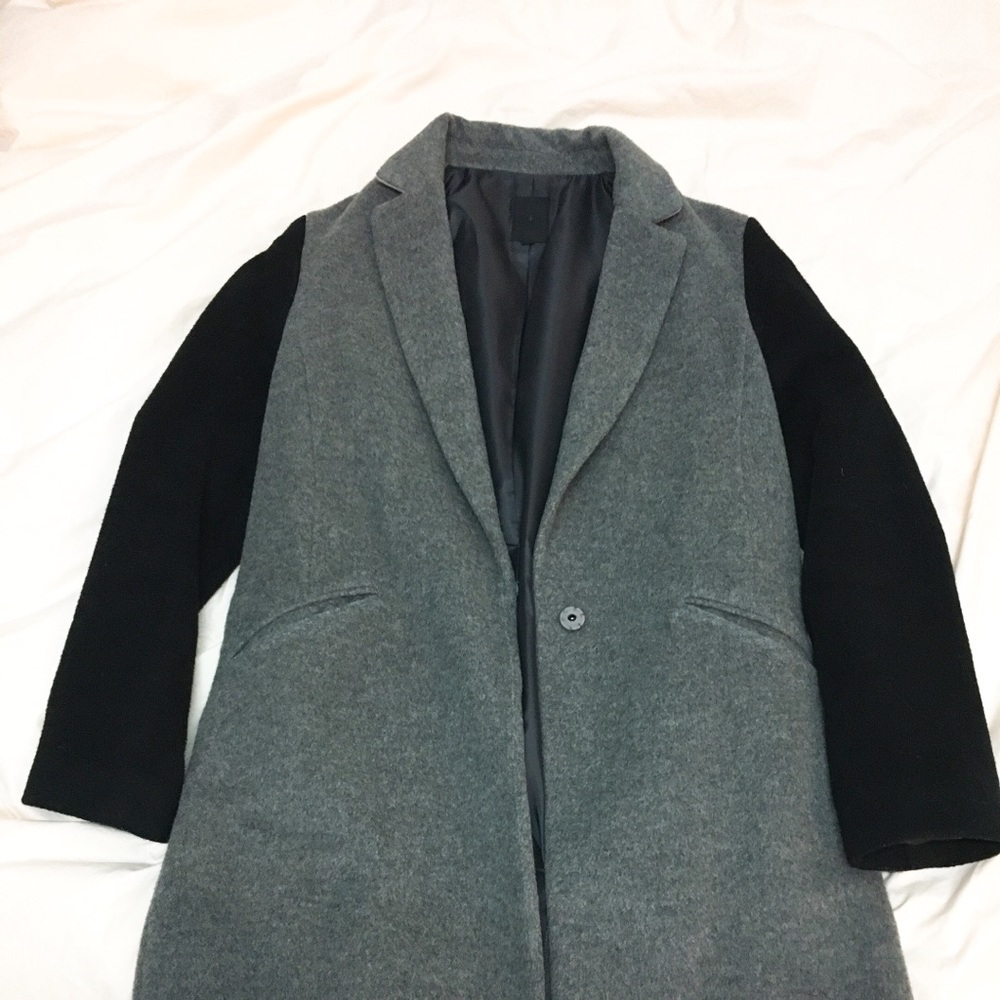 Long Duo colored coat